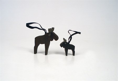 Moose with ribbon black-brown