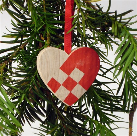 Heart natural/red with ribbon - End of Season