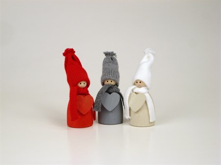 Santa with heart white 120 mm